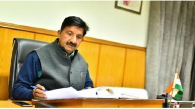 Mukesh 70 1554469836 377054 Khaskhabar 2019 06 16 200517 1280x720
