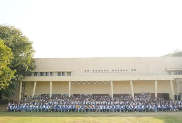 Dhirubhai Ambani University Confers 649 Degrees At Its 20th Convocation Ceremony