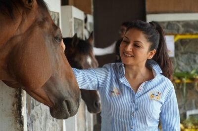 Bollywood Star Bhagyashree Supports World Animal Protection's Call To End Elephant Rides At Amer Fort In Jaipur