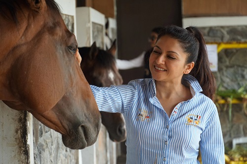 Bollywood Star Bhagyashree Supports World Animal Protection's Call To End Elephant Rides At Amer Fort In Jaipur