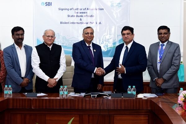 Bisleri International Partners with State Bank of India to Drive Responsible Plastic Waste Management Under its 'Bottles for Change' Initiative